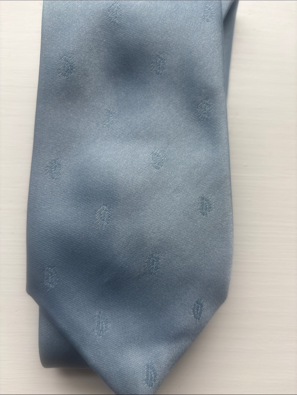 Hennessy Couture Silver With Blue Men’s Silk/Polyester Neck Tie